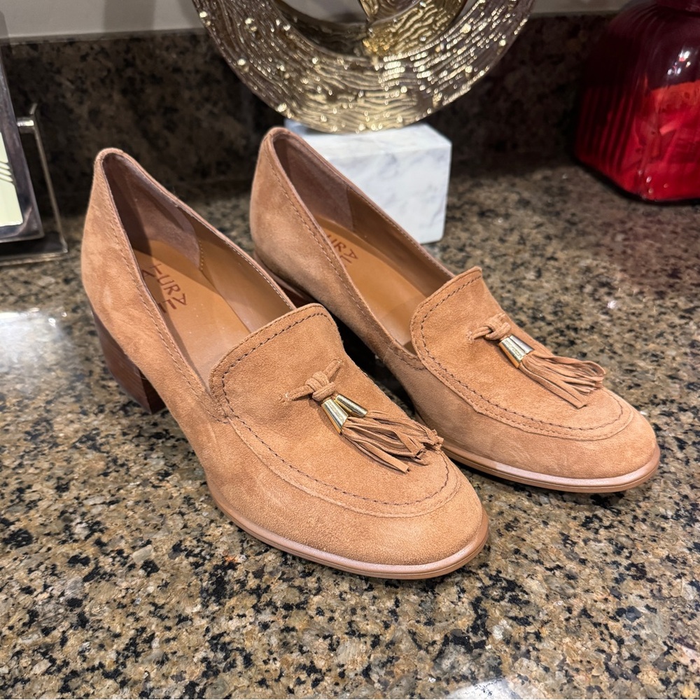 Women’s Naturalizer Block Heel Loafers (New)